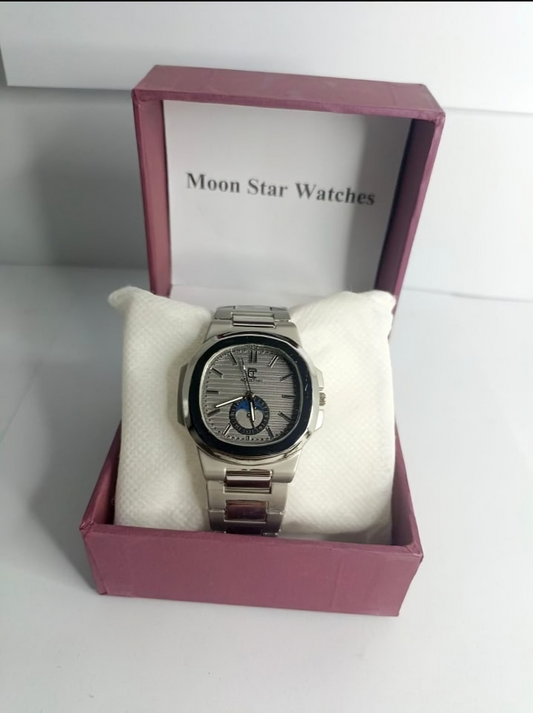 Stylish Stainless Steel Watch With Box